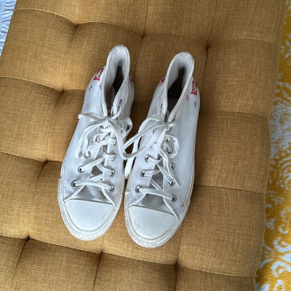 Flower converse - Picture 2 of 4